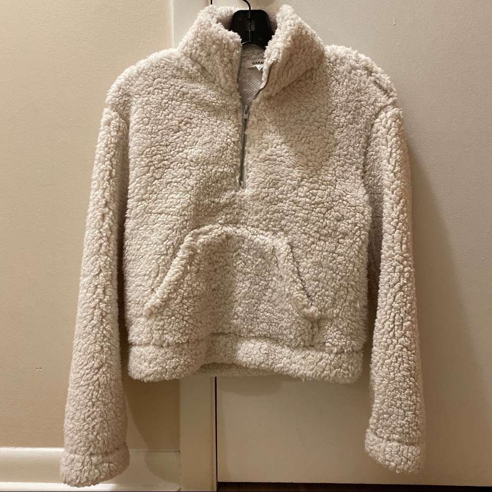 GARAGE Fuzzy Cropped Jacket